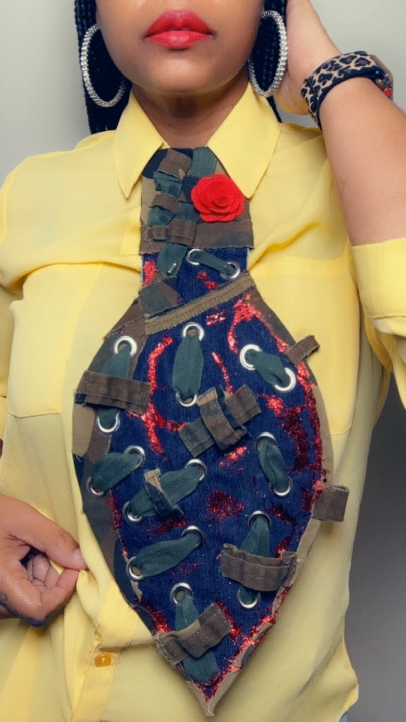 Denim-Cam Tear Drop Neck Tie